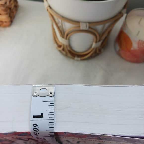 "What To Expect When You're Expecting" Pregnancy Book & Journal Organizer, Set - Picture 8 of 16